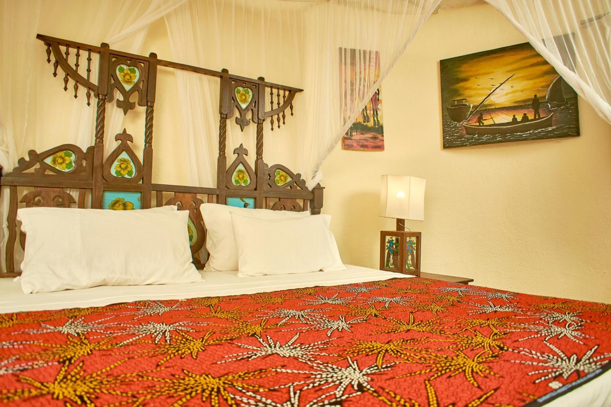 Lions' Luxury Eco Resort & Spa Malindi Exterior photo